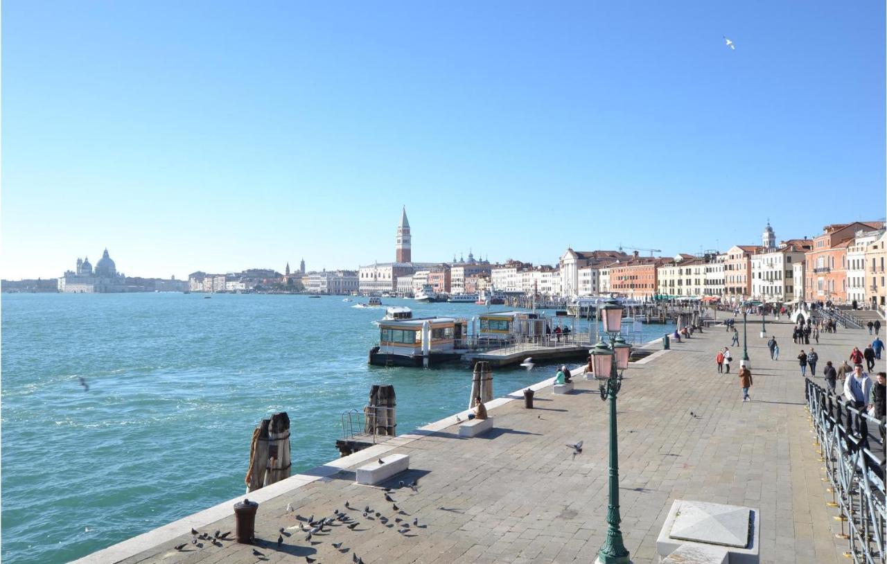 Stunning Apartment In Venezia With Kitchenette מראה חיצוני תמונה